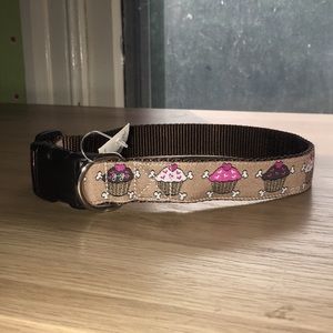 Skull cupcake medium to large dog collar